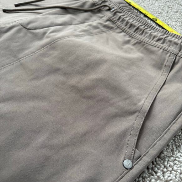 Vuori Men’s Meta Jogger 30” Smokey Taupe - Size XXL - Picture 6 of 9
